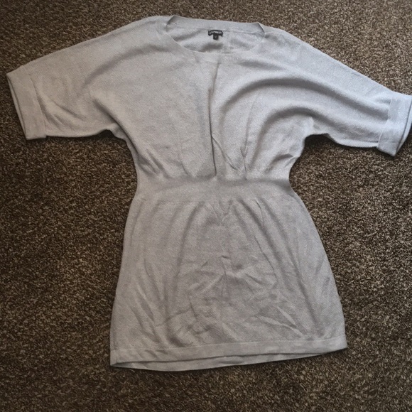 Top - Picture 2 of 10